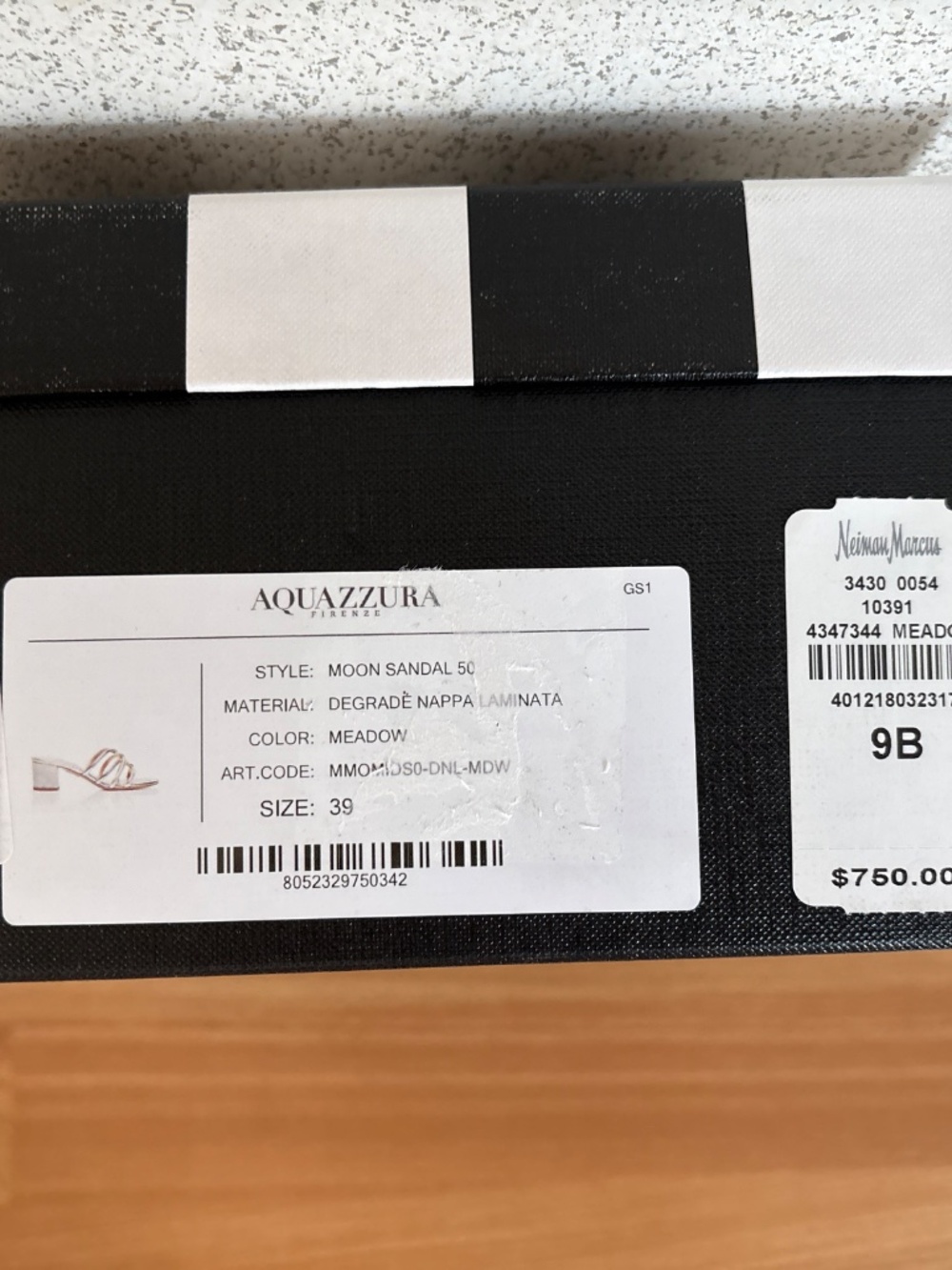Sandals - Picture 2 of 2